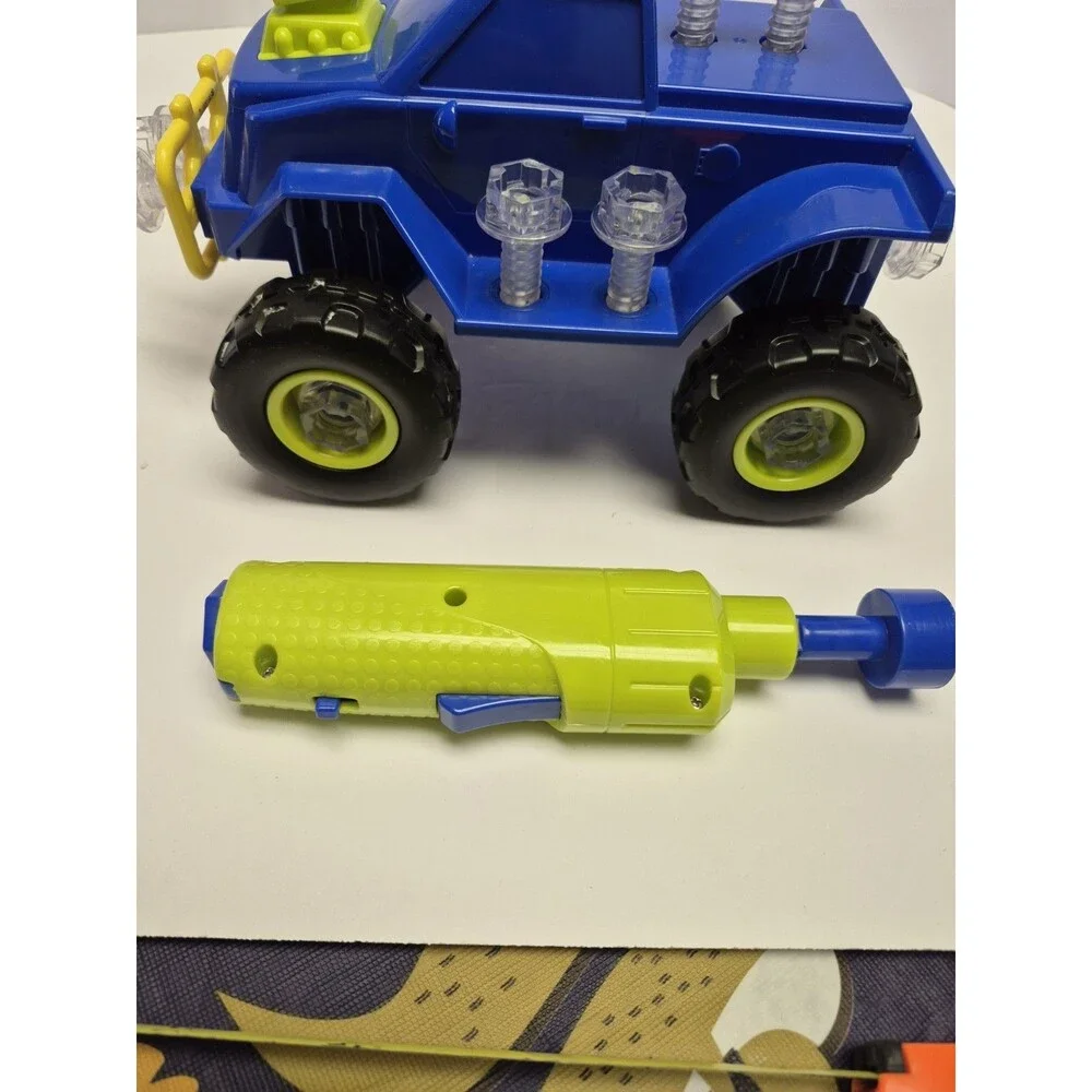 Design N Drill Blue Truck Screws/bolts And Screwdriver Battery Powered Toy